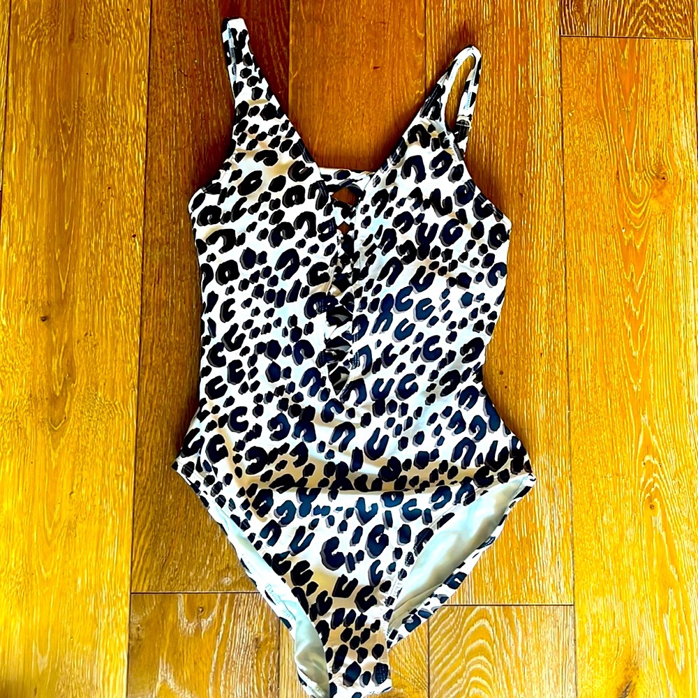 Animal print bathing suit size medium by Bleu rod Beattie